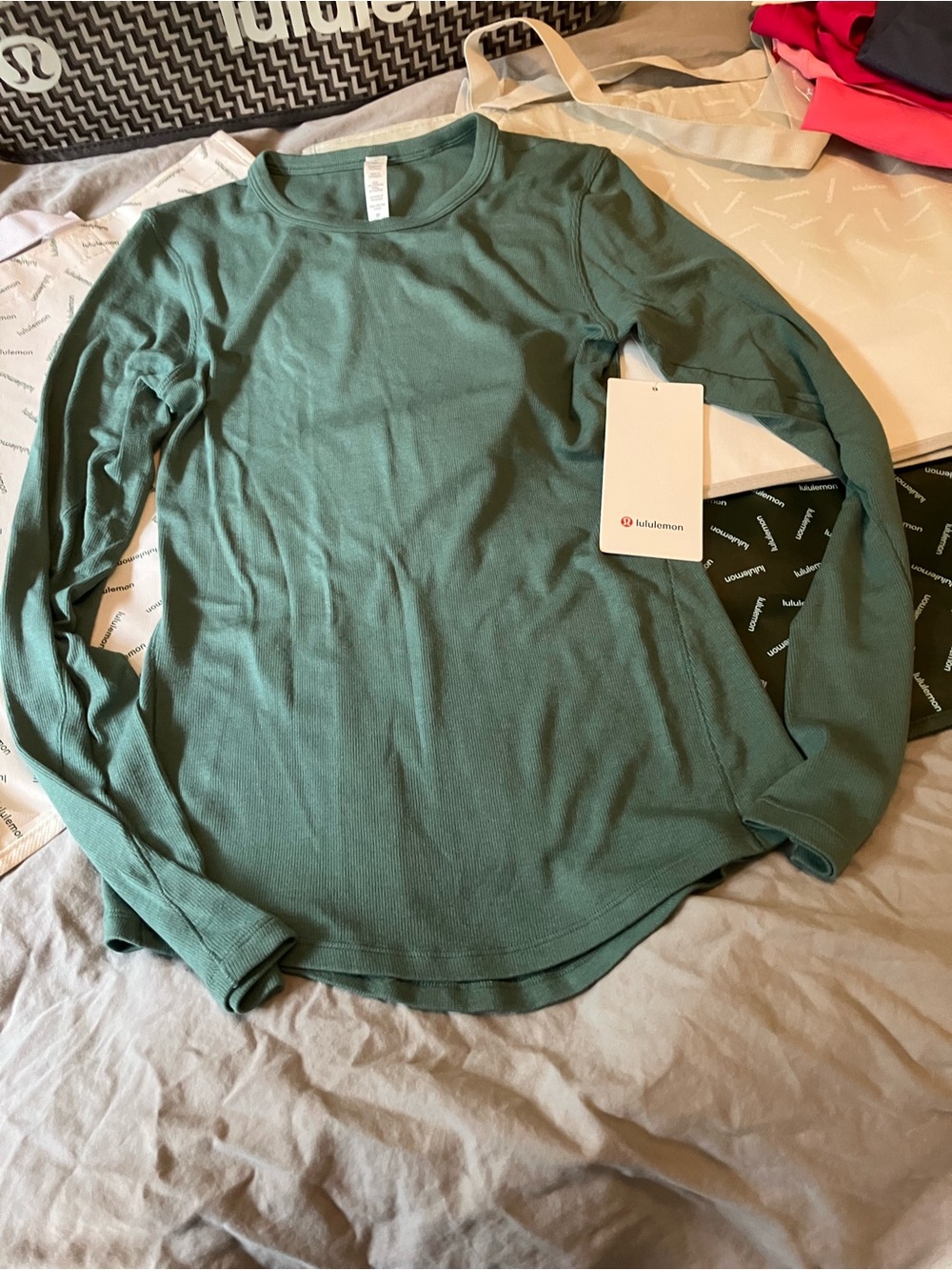 NWT Lululemon Hold Tight Long Sleeve, Sz 6, Medium Forest